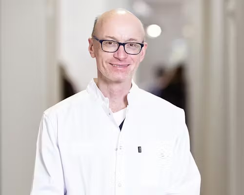 Dr. med. Yuri Mankowski